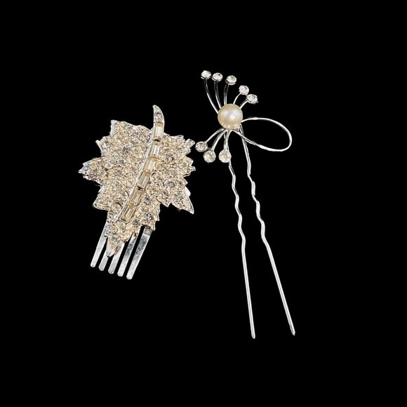 Unbranded Accessories - Silver Tone And Rhinestone Hair Clips (4789)
